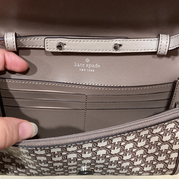 Kate Spade Link Chain Crossbody Purse Bag - Picture 6 of 15